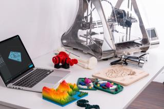 Saját asztali miniatűrök tervezése és 3D nyomtatása FDM nyomtatóval