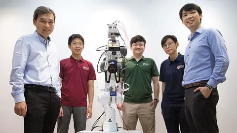 A robotok hamarosan emberként érezhetik majd az érintést a mesterséges intelligencia neurális chipeknek és az elektronikus „bőrnek” köszönhetően.